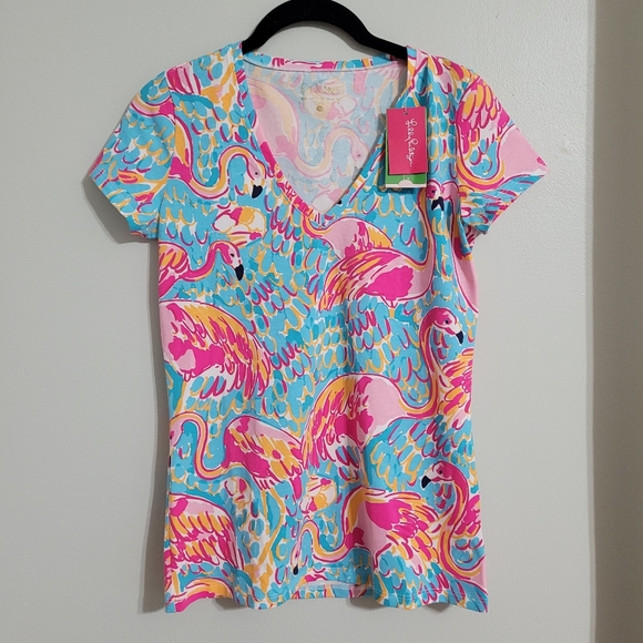 Lilly Pulitzer Tops - NWT || LILLY PULITZER tee || XS